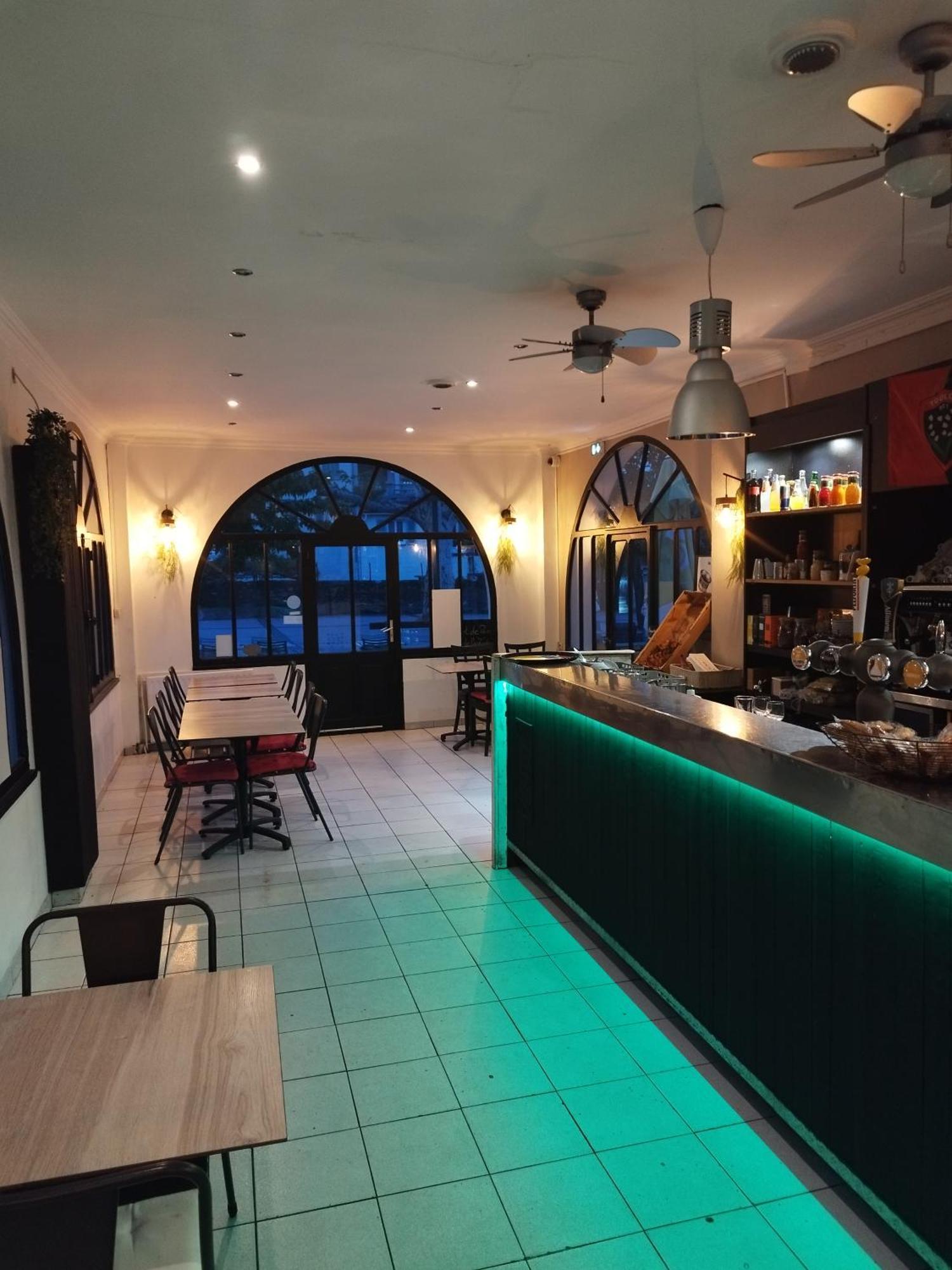 Hotel De La Loube La Roquebrussanne Εξωτερικό φωτογραφία