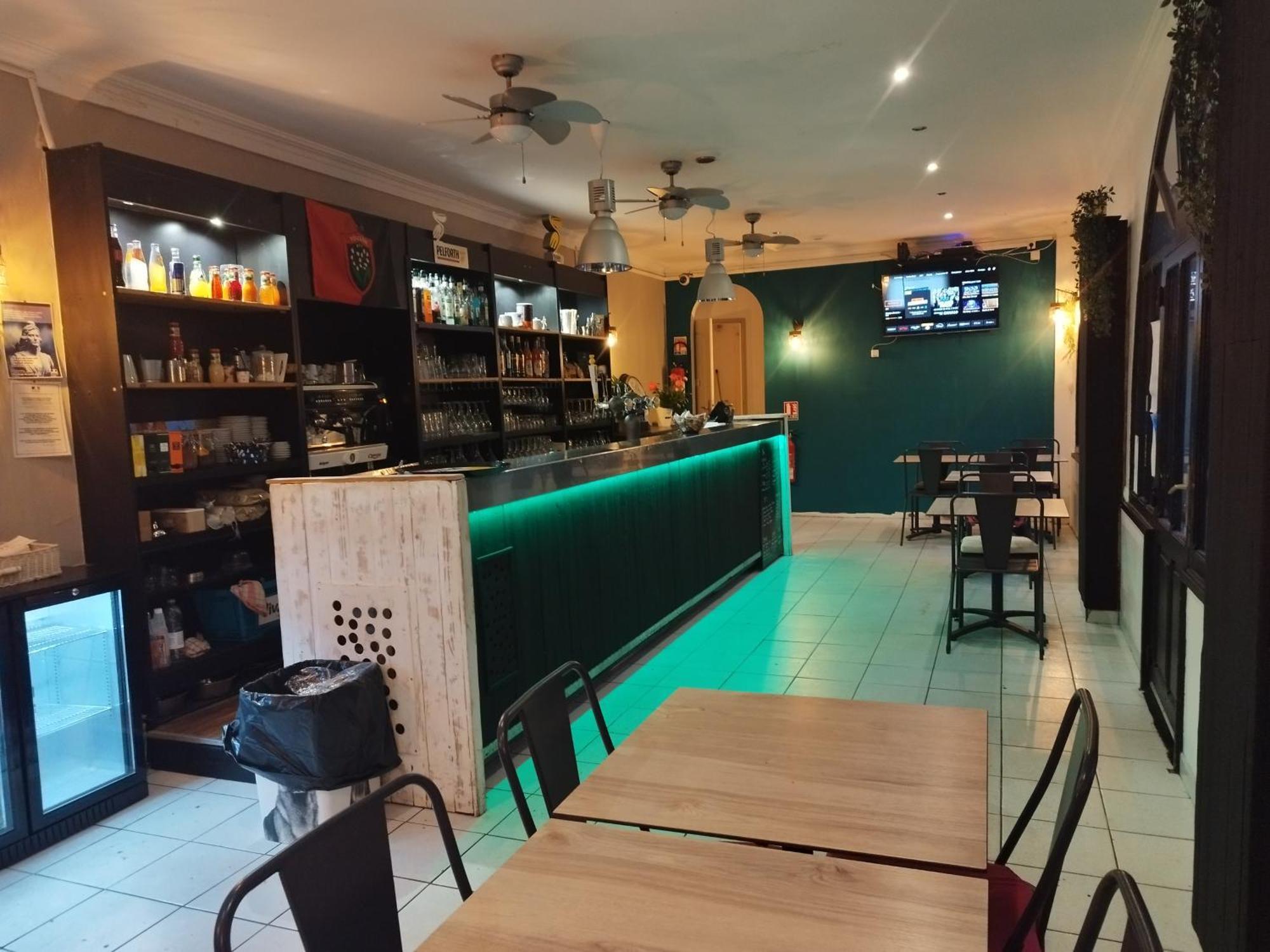 Hotel De La Loube La Roquebrussanne Εξωτερικό φωτογραφία